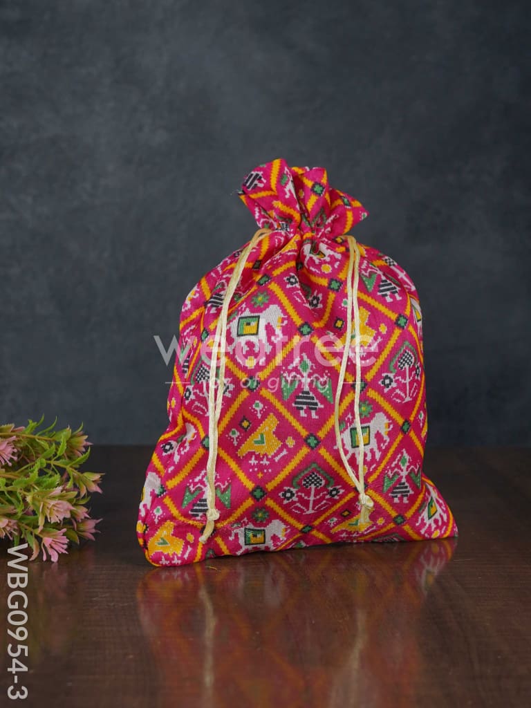 String Bag with Patola Prints - WBG0954
