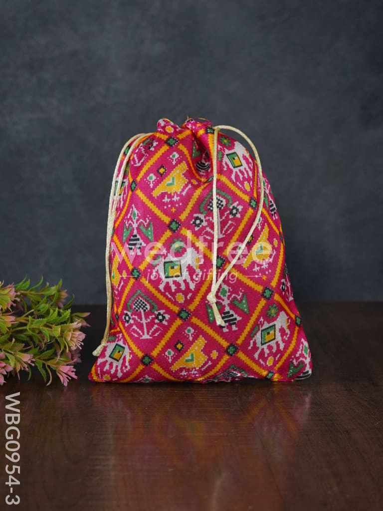 String Bag with Patola Prints - WBG0954