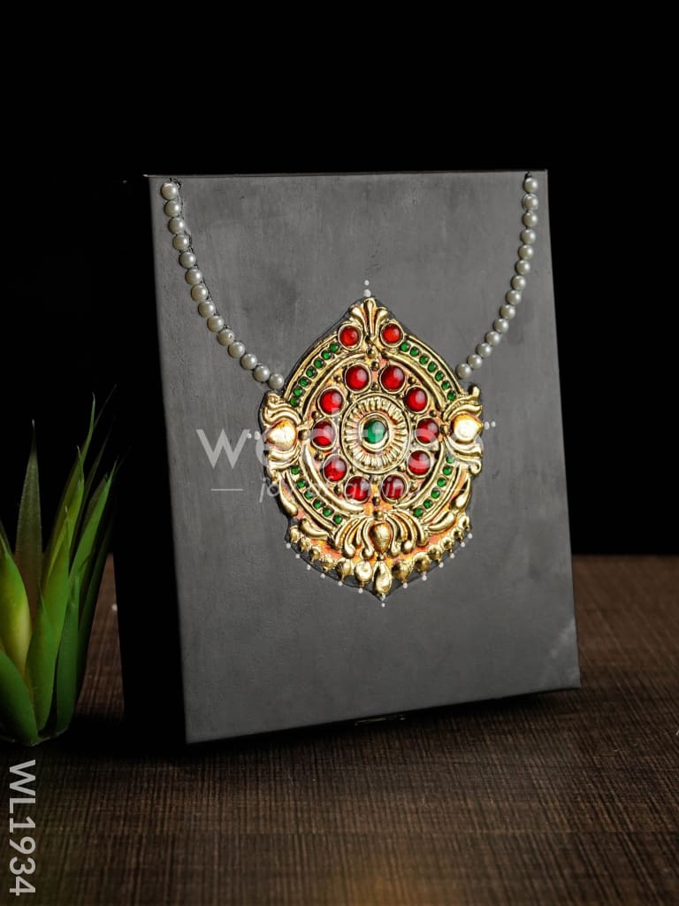 Tanjore Painted Jewel Box (6.5 x 5.5) - WL1934