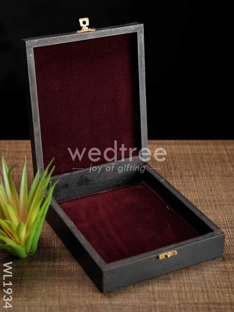 Tanjore Painted Jewel Box (6.5 x 5.5) - WL1934