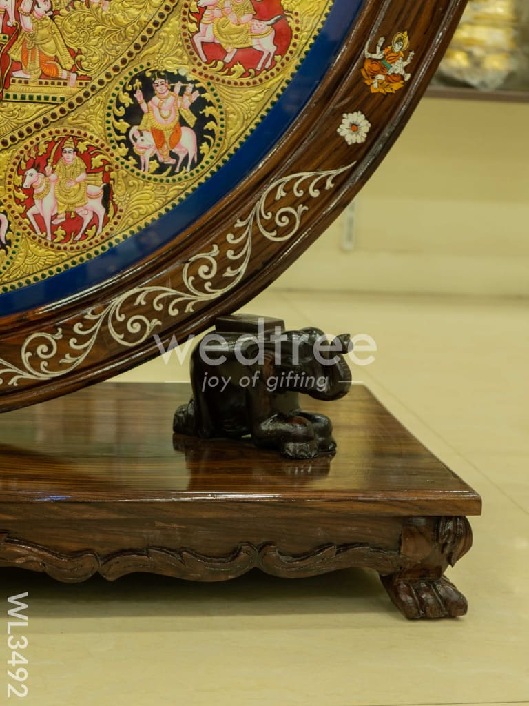 Tanjore Painting - Vishwaroopam Frame - Flat (Gold Foil) - 59 inch - WL3492