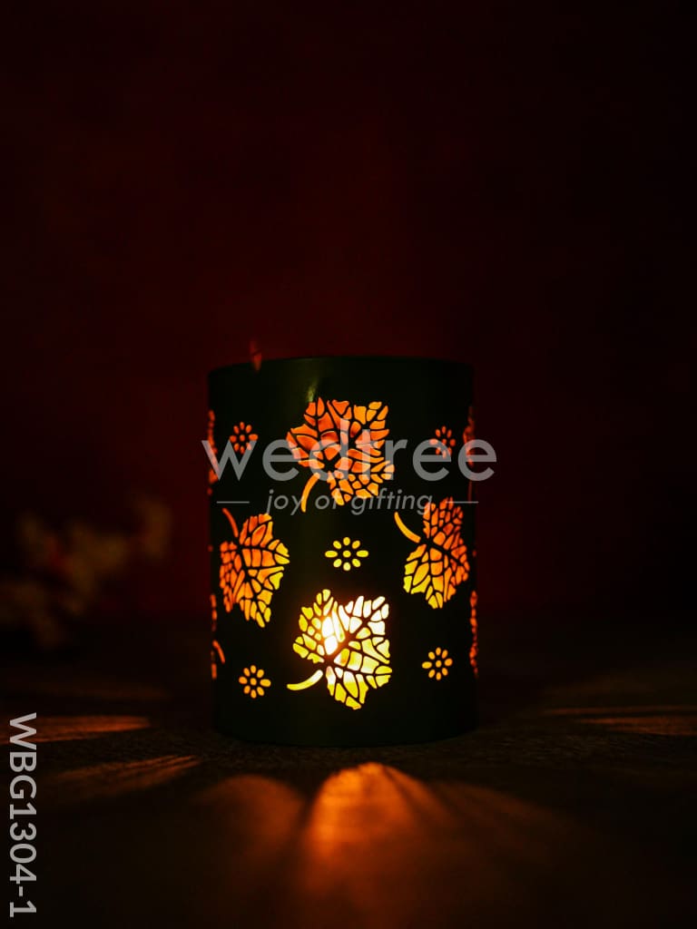 Votive with Leaf Design - WBG1304