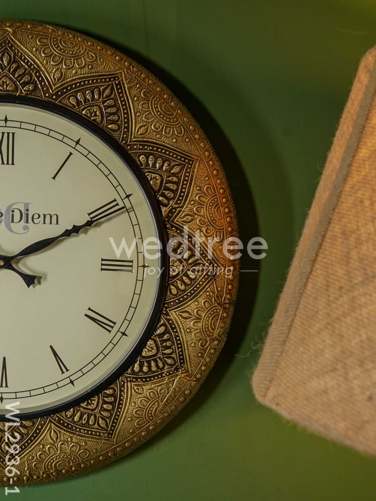 Wall Clock with Floral Design (18 inch) - WL2936