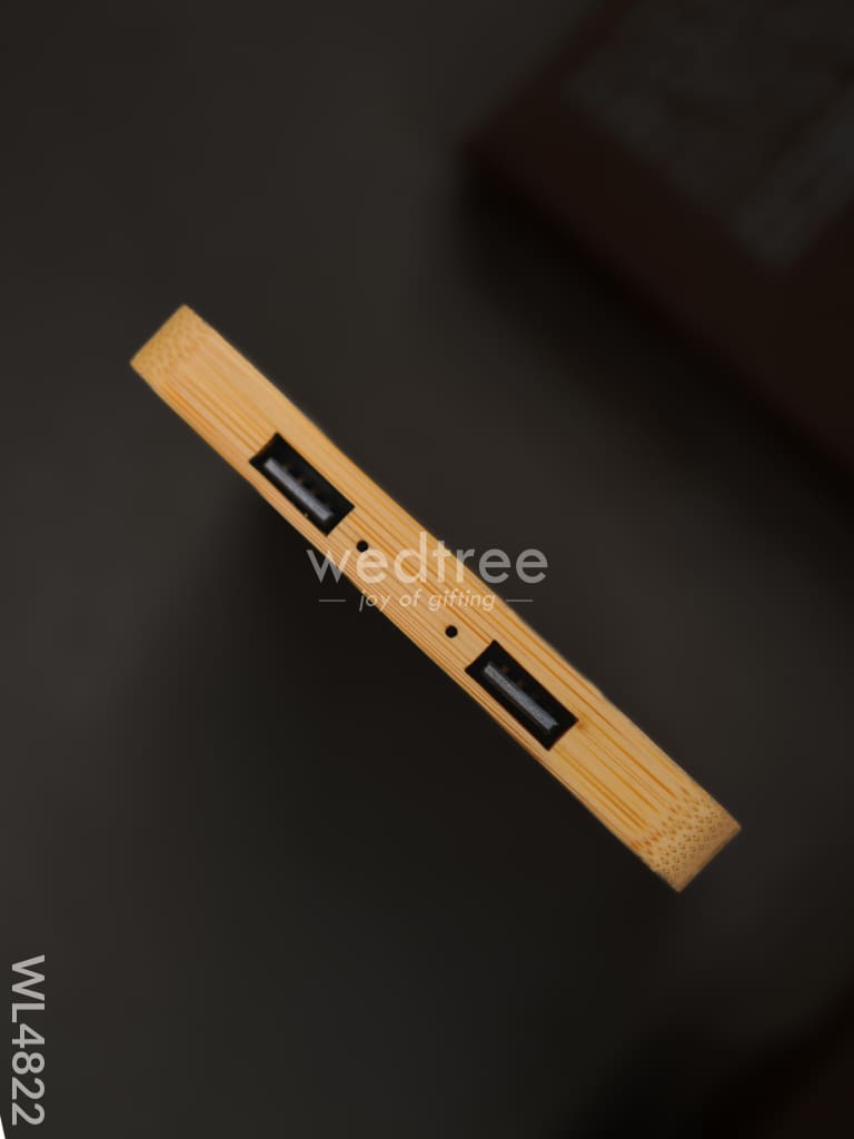 Wangari - Bamboo Wireless Charger with USB - 15W - Pine - WL4822