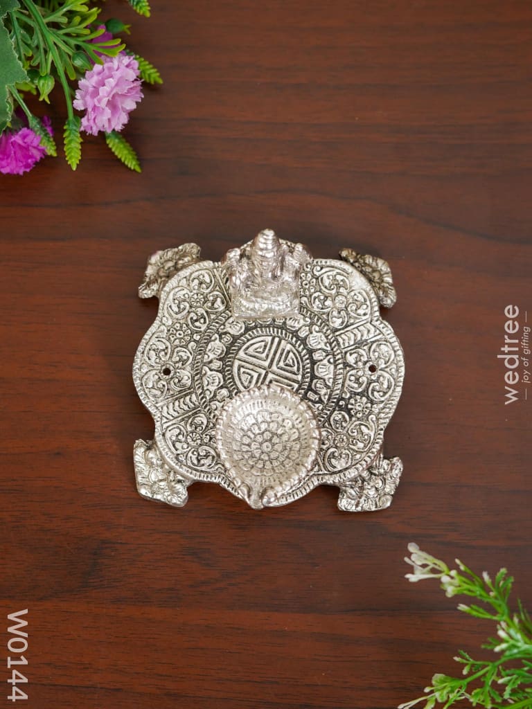 White Metal Ganesh Chowki With Diya - W0144 Diyas