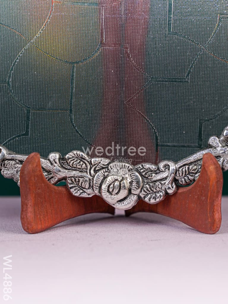 White Metal Oval Tray - 14 inch - WL4886