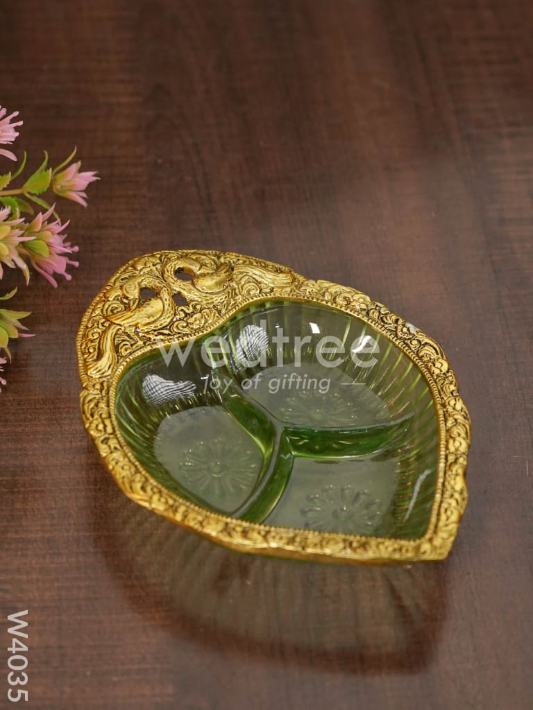 White metal peacock bowl gold finish - W4035