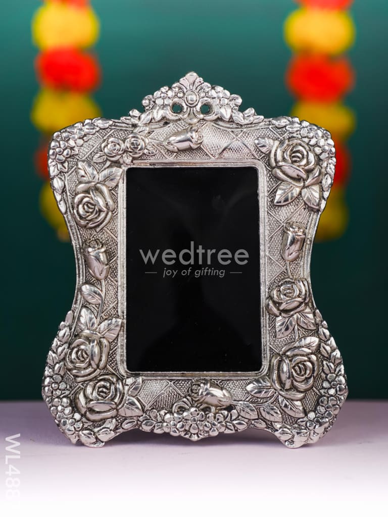 White Metal Square Photo Frame - WL4887