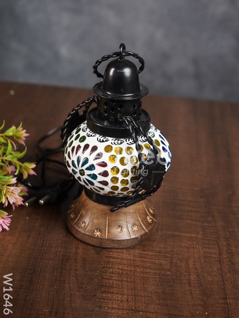 Wooden Lantern - W1646
