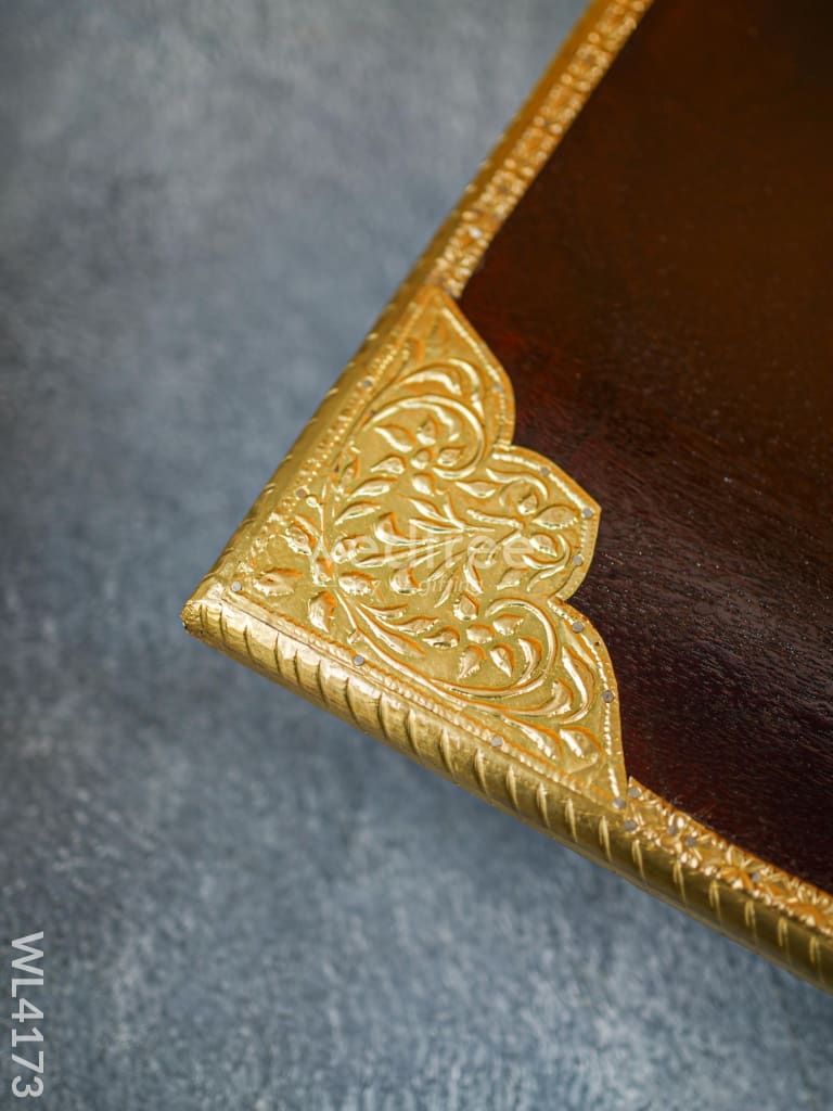 Wooden Manai with Brass Finish (20 x 15) - WL4173