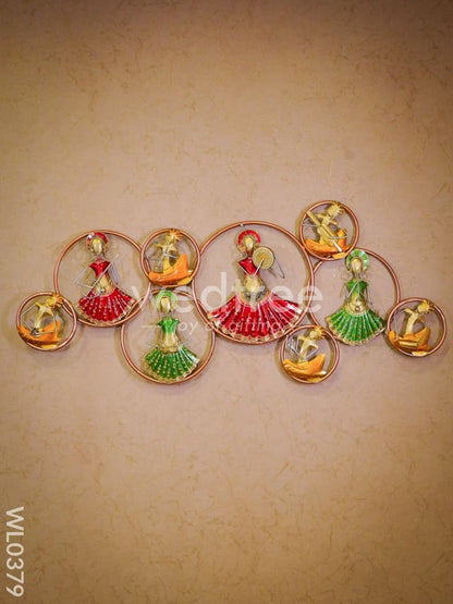 9 Circle dolls with musical instruments - WL0379