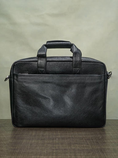 Laptop Bag in Leather with Gold Flap - Black - BCG0008