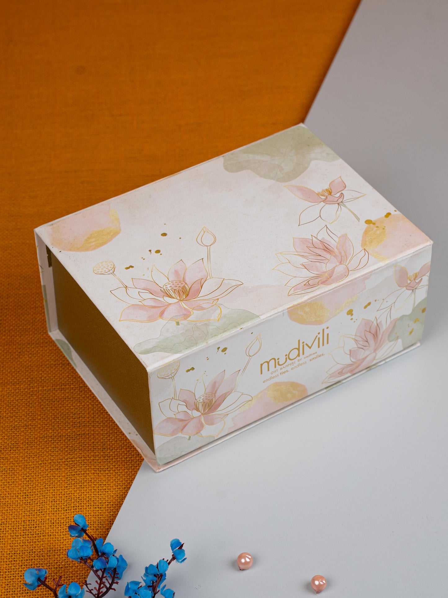 Gift Hamper - Lakshmi with Photoframe, Kumkum Holder and Tulasi Maadam - WMH0013