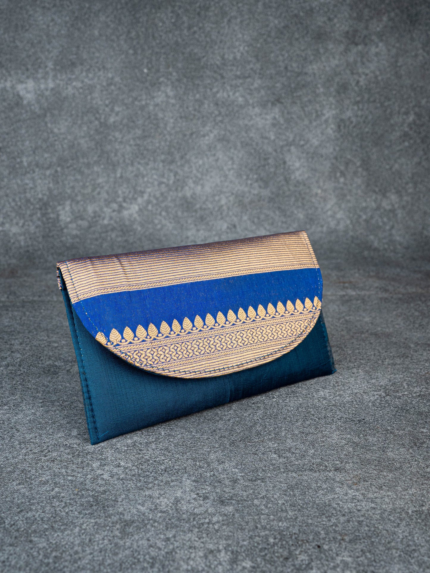 Designer Clutch Purse - WBG1613