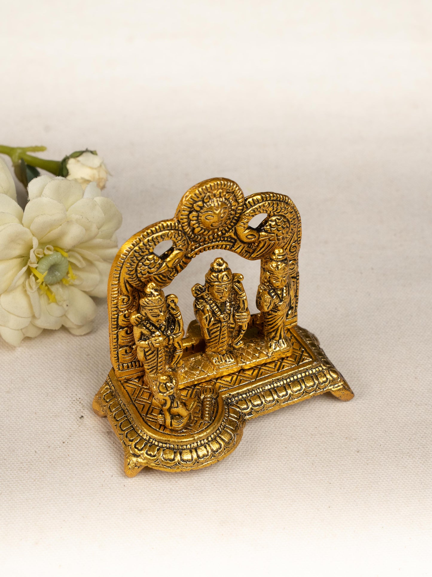 White Metal - Ram Darbar Idol - 4 inch - WBG1802