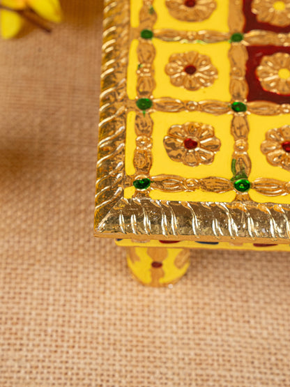 Meenakari Manai - Yellow - 8x8 inch - WBG1806-3