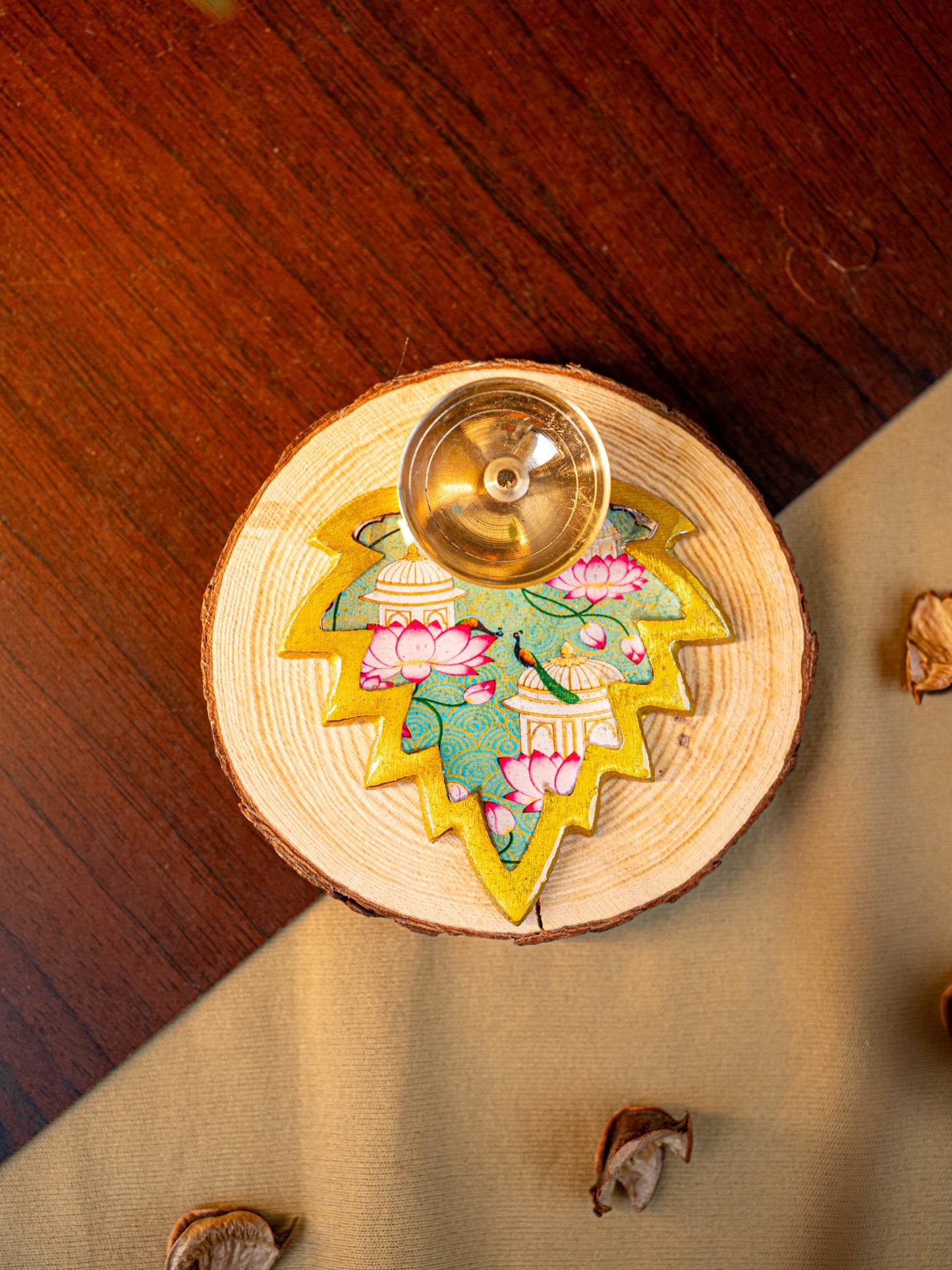 Brass Diya with Leaf - WBG1842