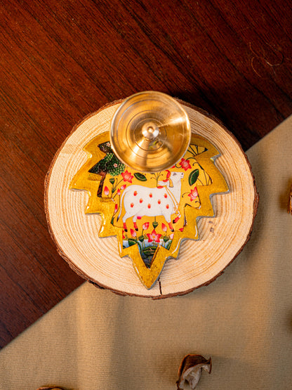 Brass Diya with Leaf - WBG1842
