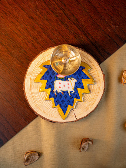Brass Diya with Leaf - WBG1842