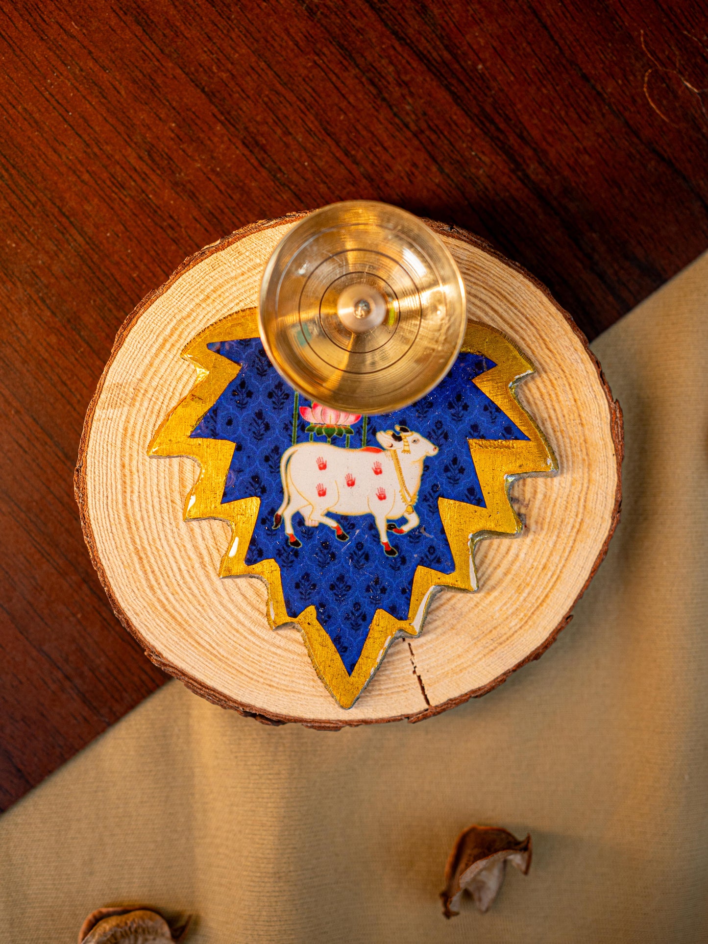 Brass Diya with Leaf - WBG1842