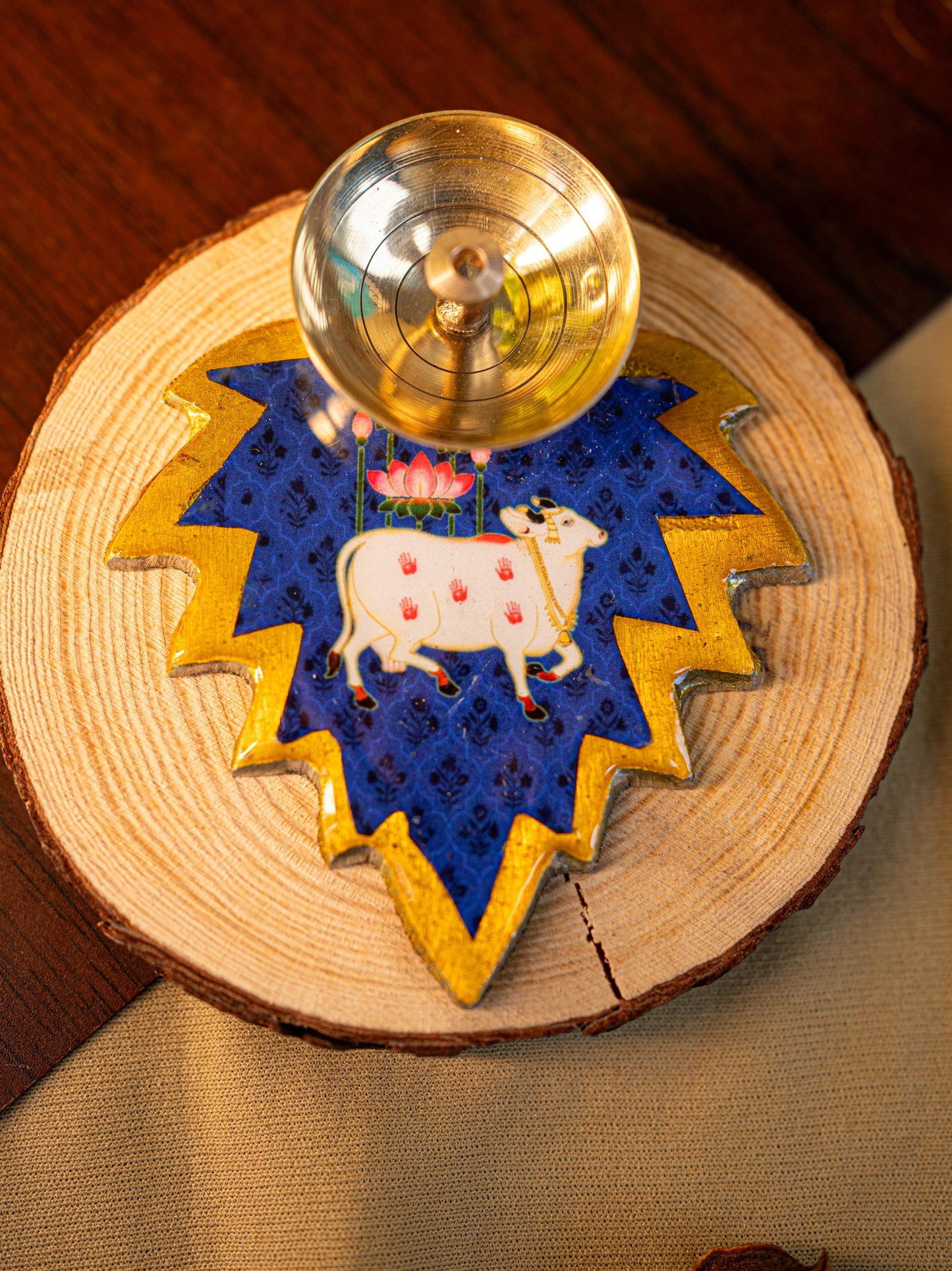 Brass Diya with Leaf - WBG1842