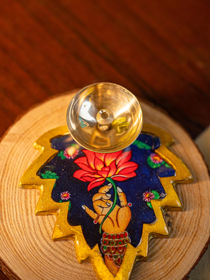 Brass Diya with Leaf - WBG1842
