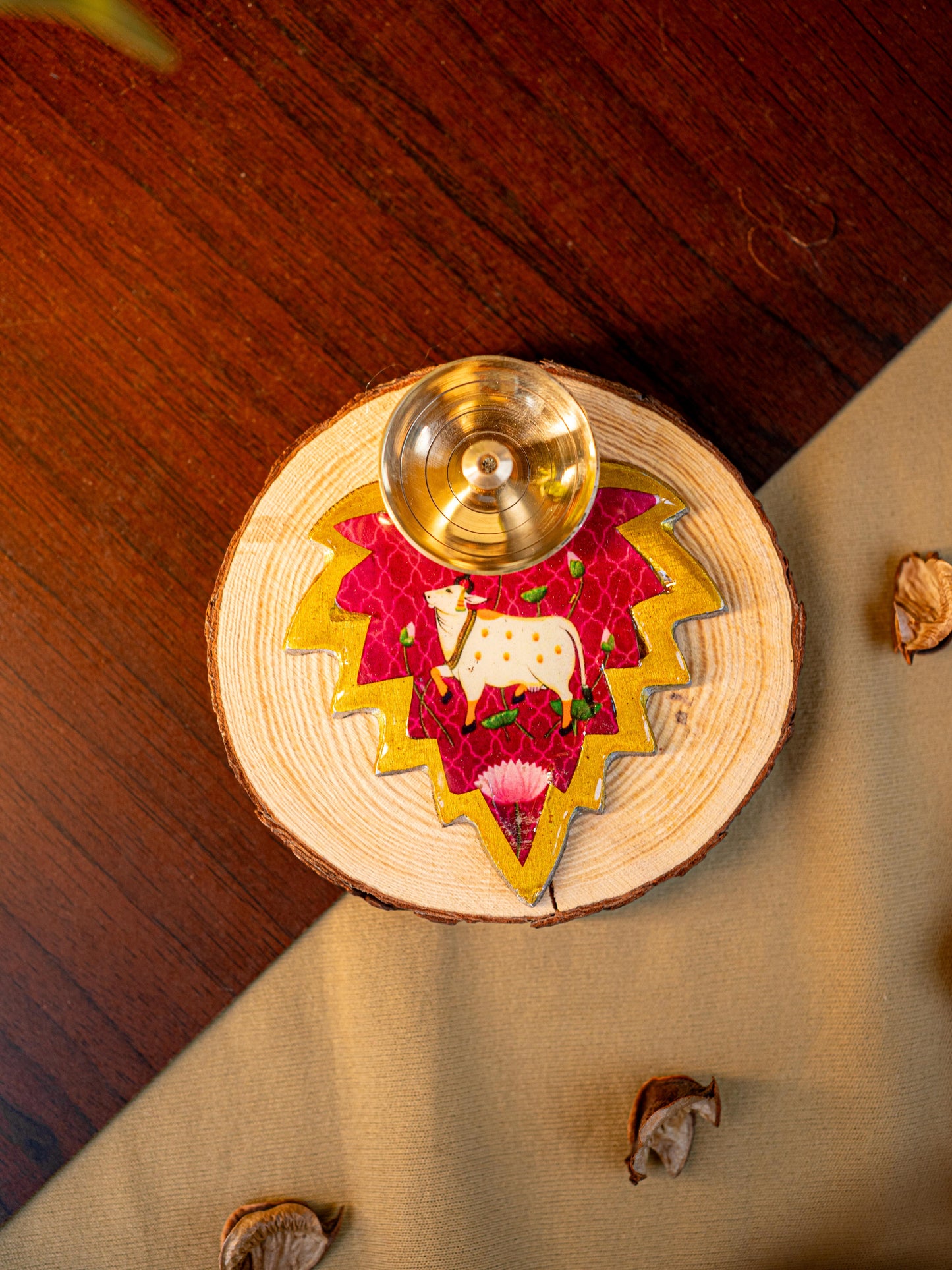 Brass Diya with Leaf - WBG1842