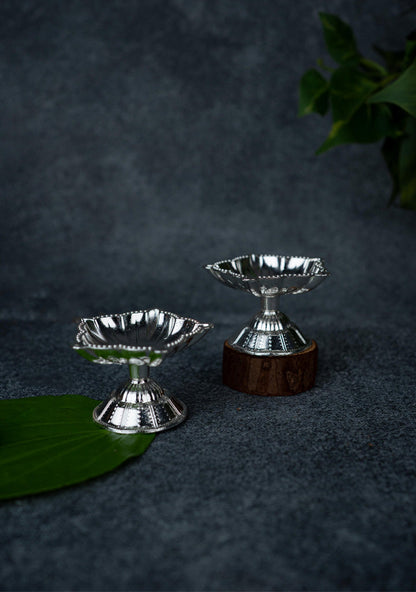 Zinc Alloy - Five Face Diya - Set of 2 - Silver - WBG1875-2