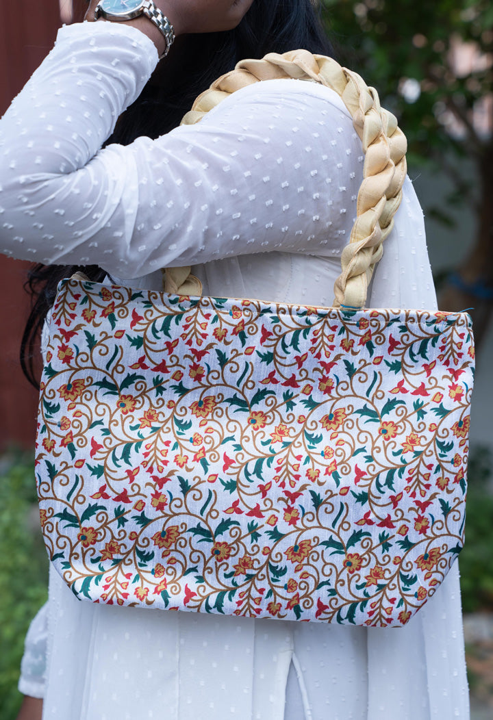 Printed Floral Handbag - 14 inch - WBG1881