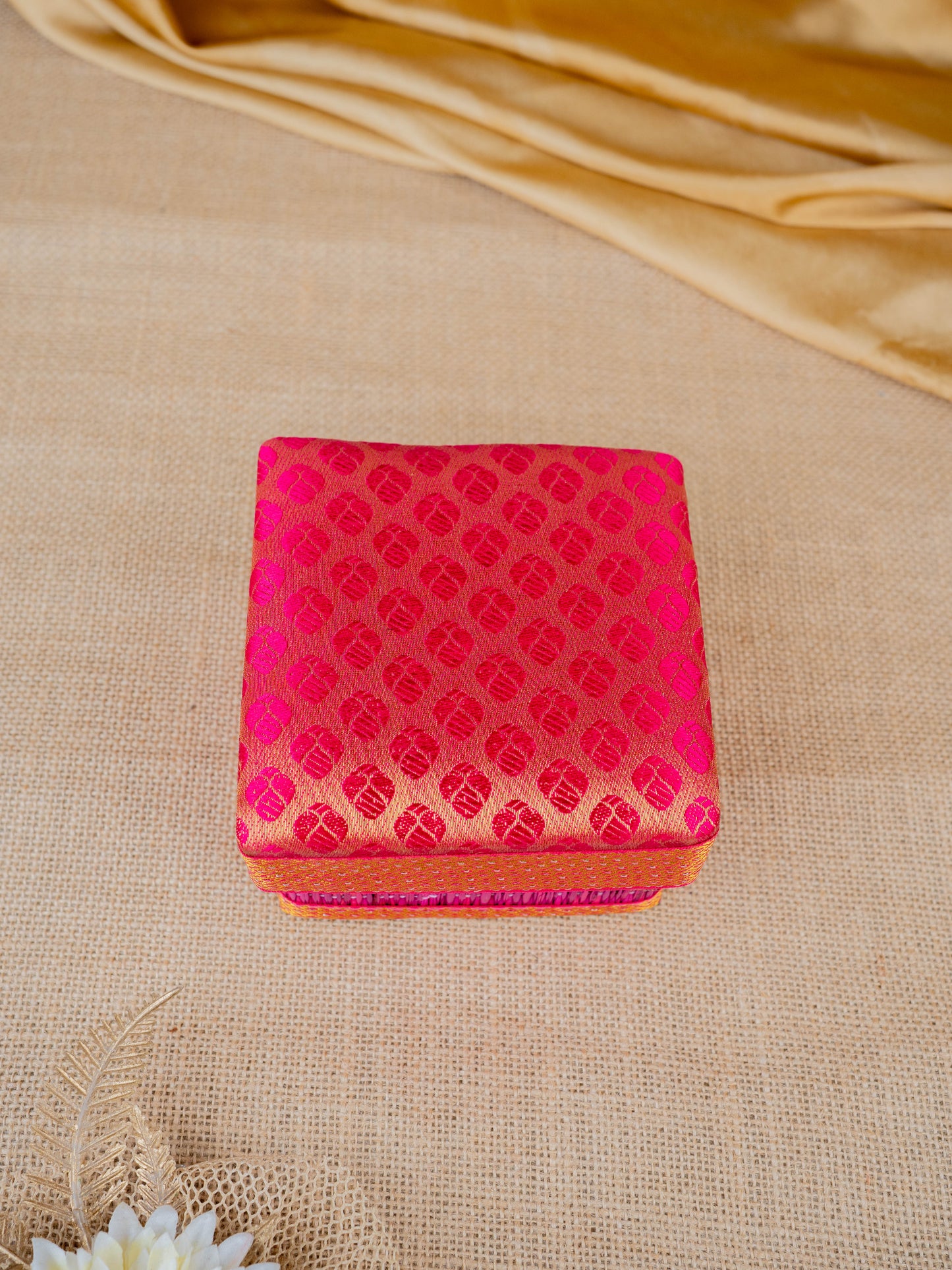Korai Box - 4x4 inch - WBG1921