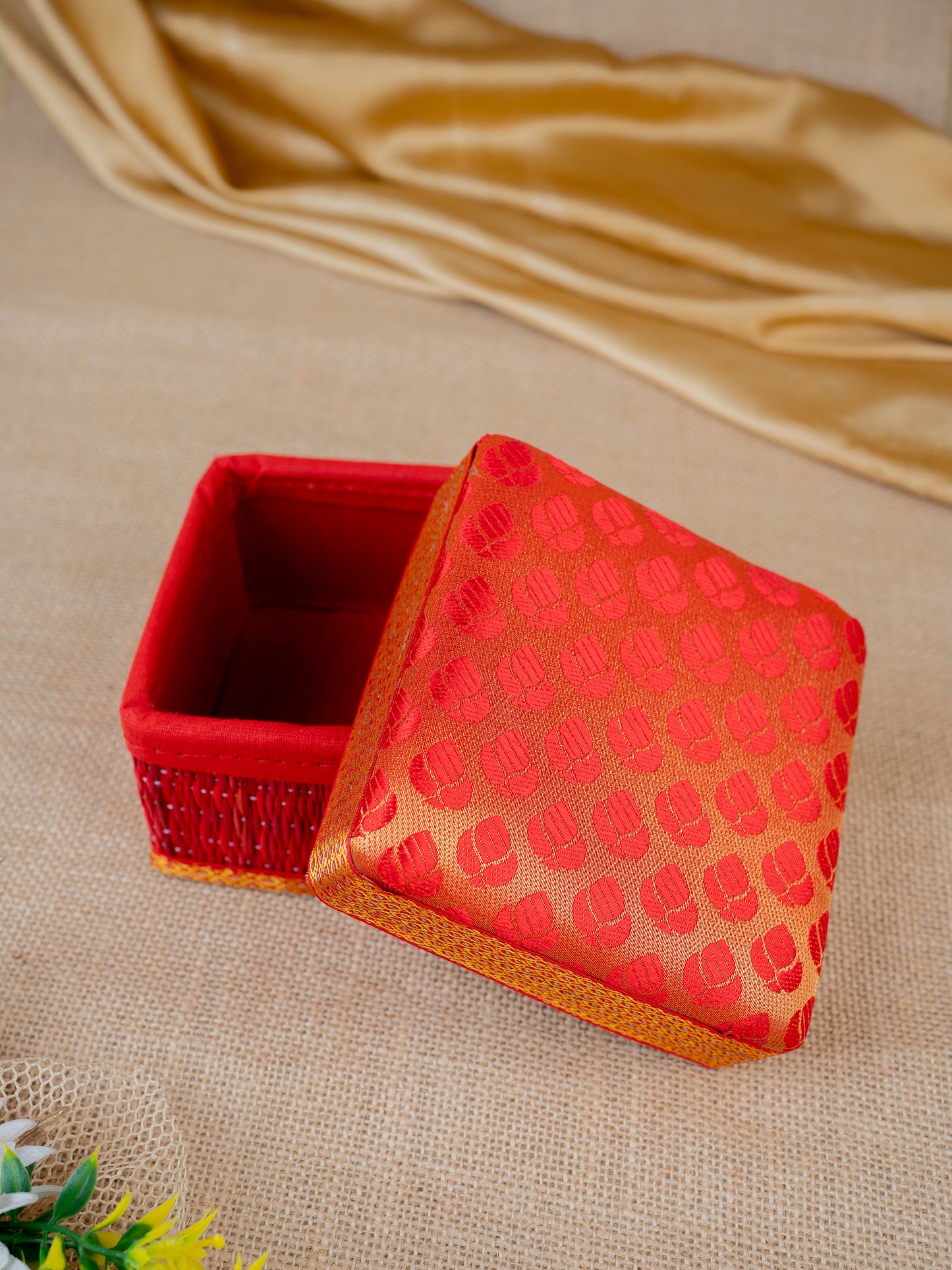 Korai Box - 4x4 inch - WBG1921