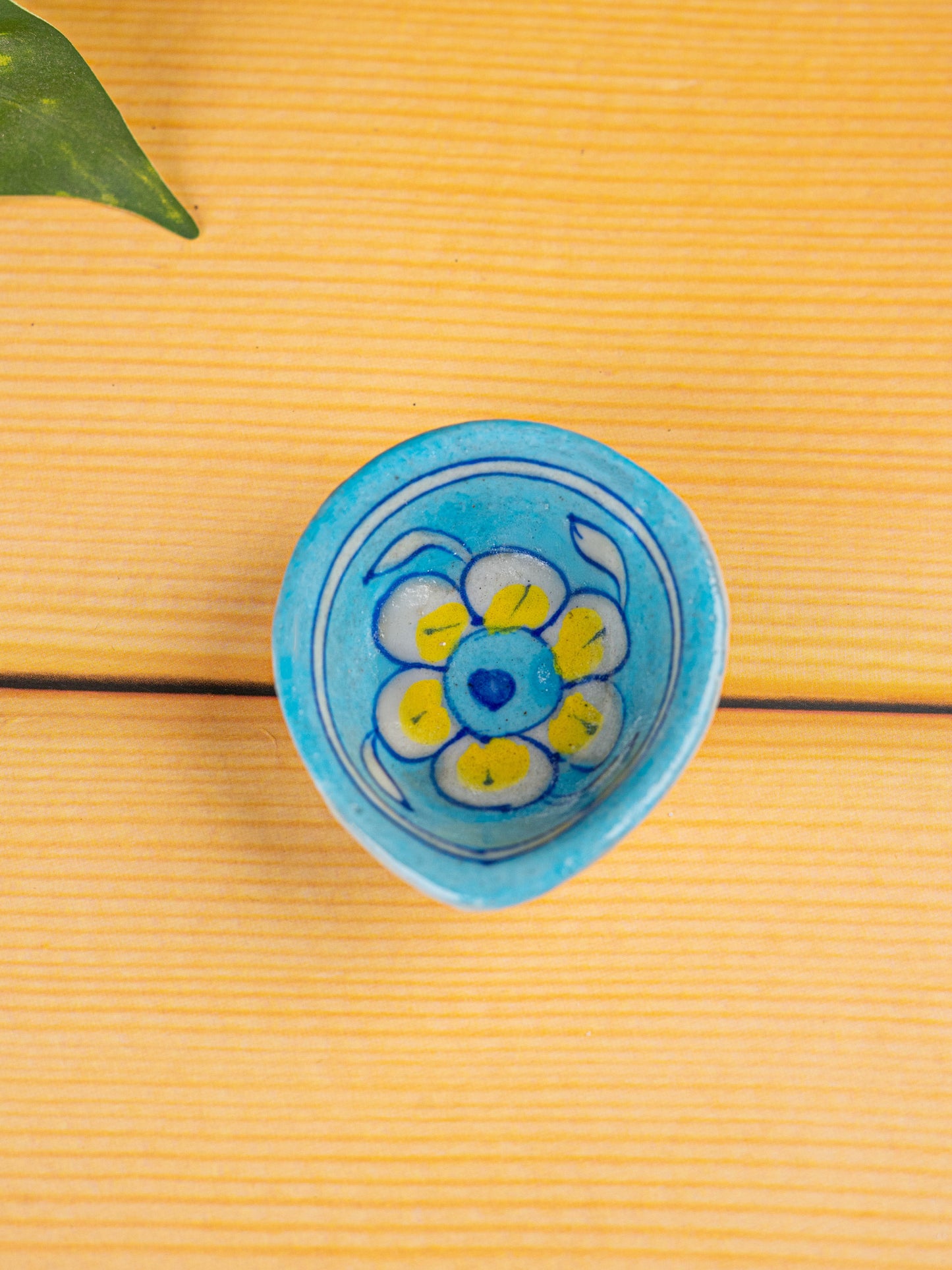 Handmade Pottery Diya - 2 inch - WBG1928