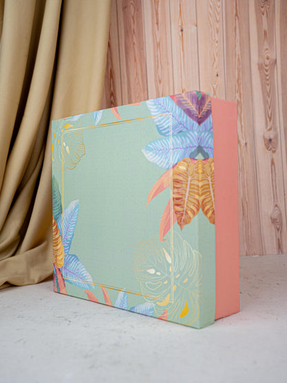Deepavali: Gift Box with Brass Coffee Dabara Set and Kerala Diya - WDC0014