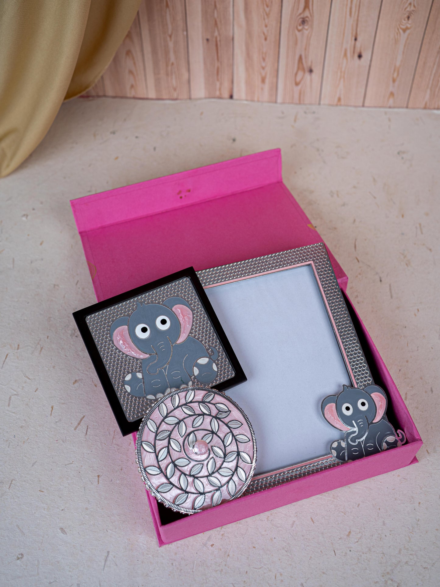 Deepavali: Box with Elephant Design Photo Frame with Coaster & Mug Lid - WDC0016