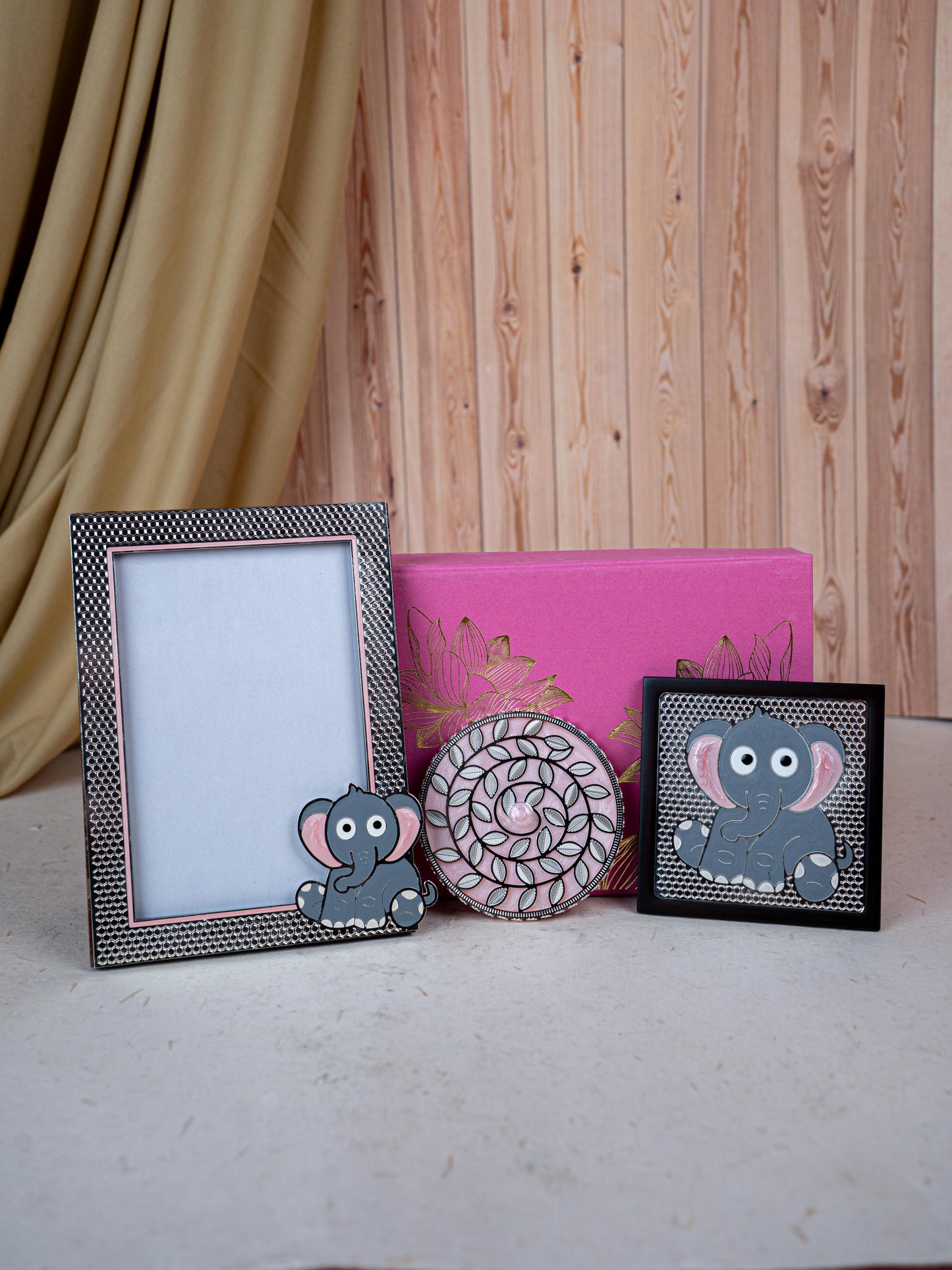Deepavali: Box with Elephant Design Photo Frame with Coaster & Mug Lid - WDC0016