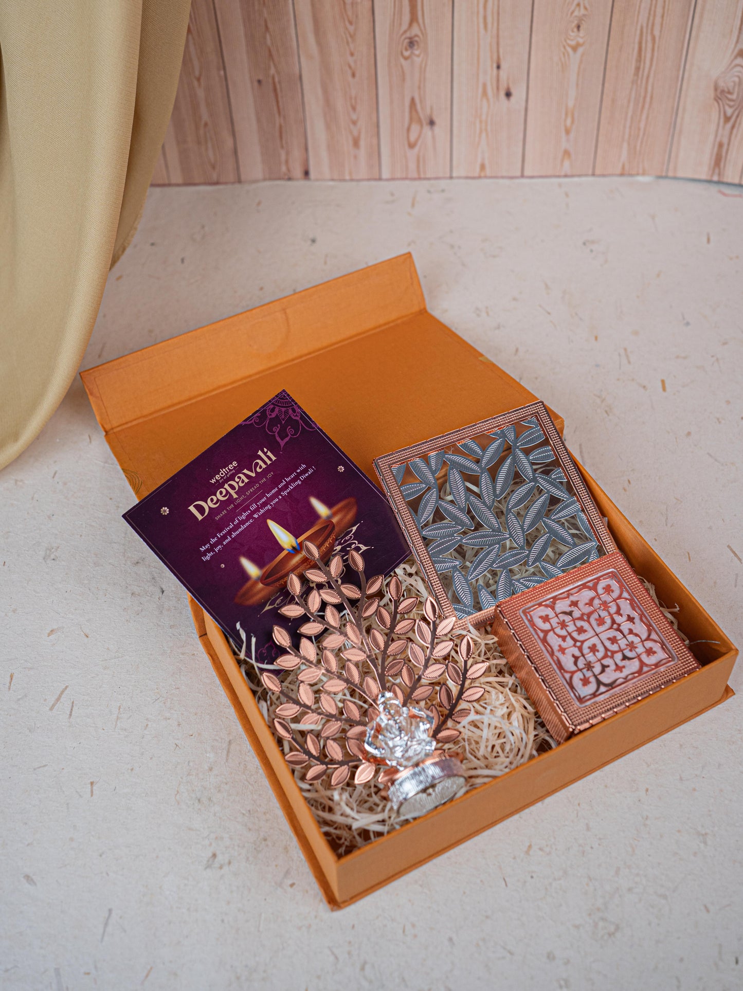 Deepavali: Box with Metal Box, Floral Coaster, Ganesha Idol with Tree - WDC0017