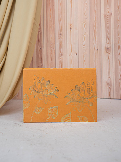 Deepavali: Box with Metal Box, Floral Coaster, Ganesha Idol with Tree - WDC0017