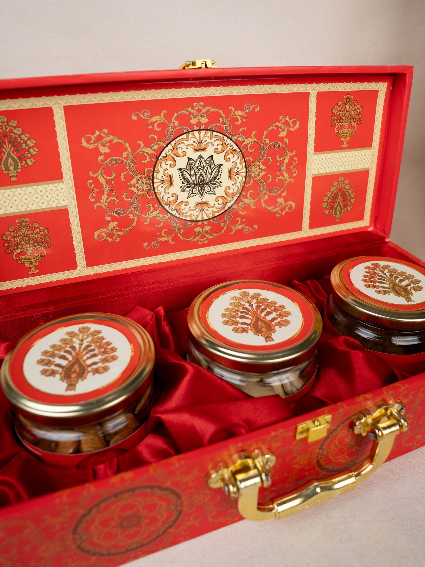 Deepavali: Dry Fruit Box with Dry Fruits - Pack of 3 - WGC0076
