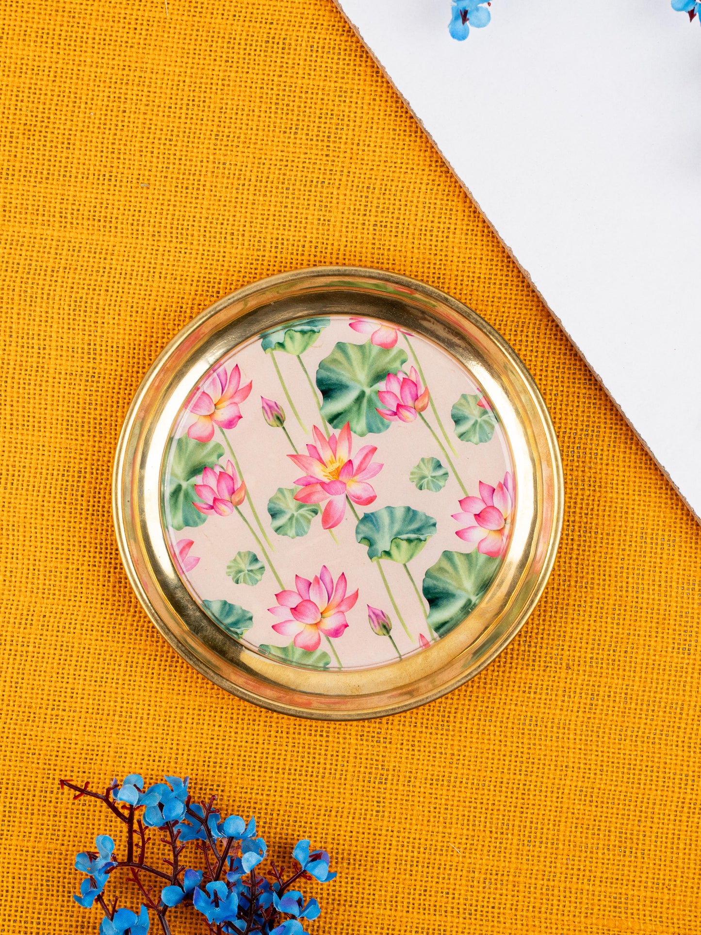 Navratri Combo: Tissue Bag, Lotus Plate, Saffron & Blouse Bit & Manjal Kumkum - WGC0080