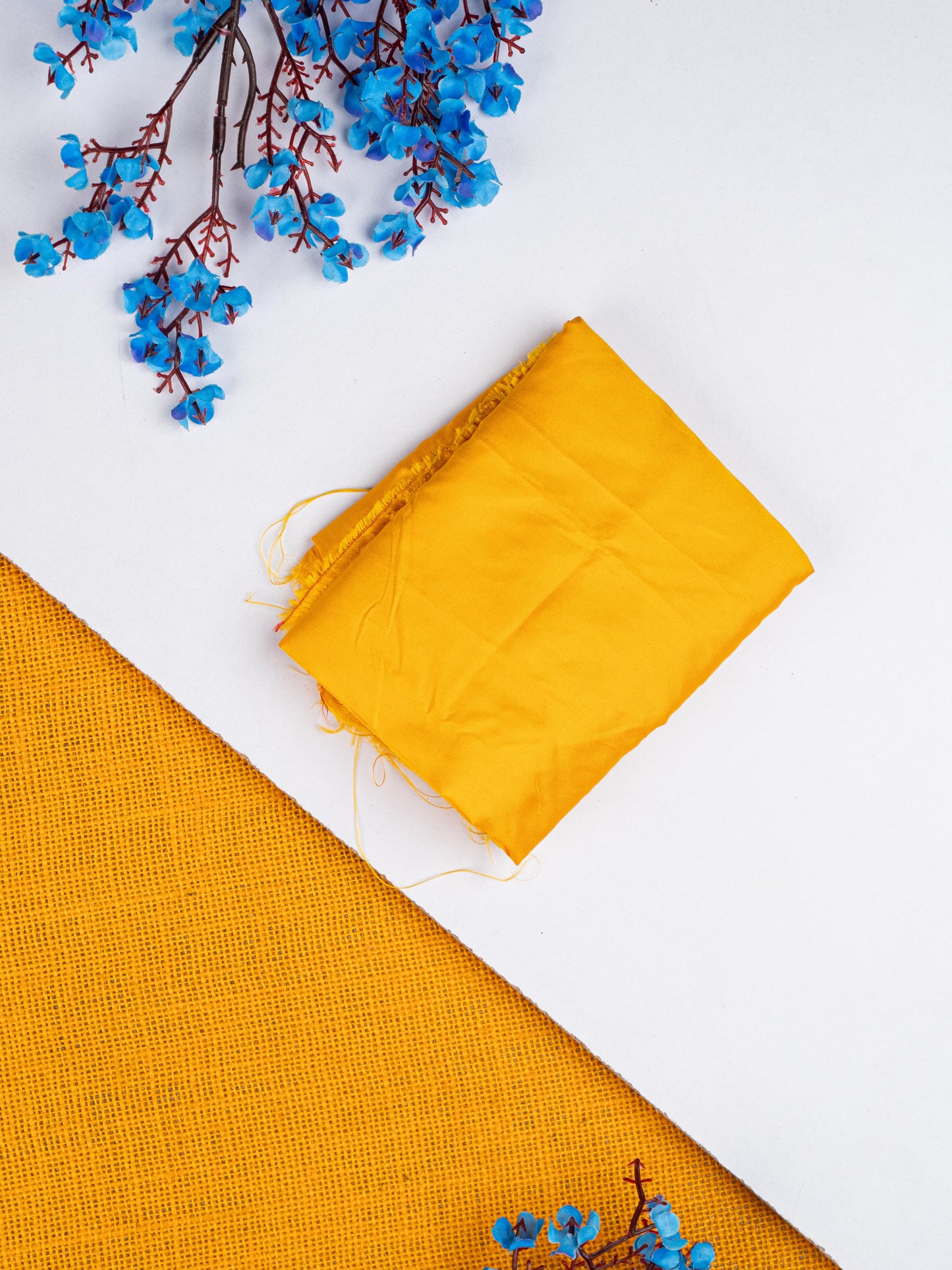 Navratri Combo: Tissue Bag, Lotus Plate, Saffron & Blouse Bit & Manjal Kumkum - WGC0080