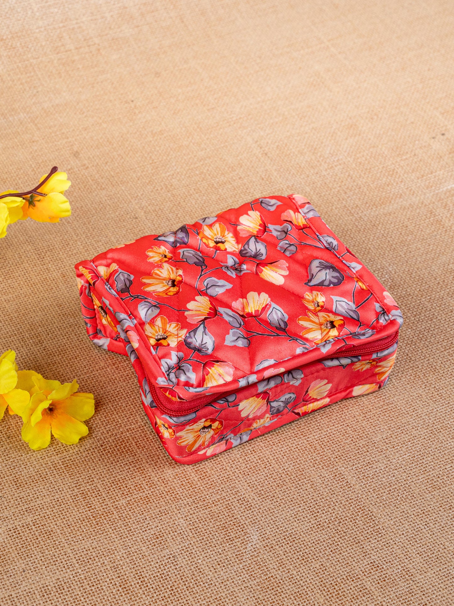 Floral Designed Jewel Pouch - WL3151-1