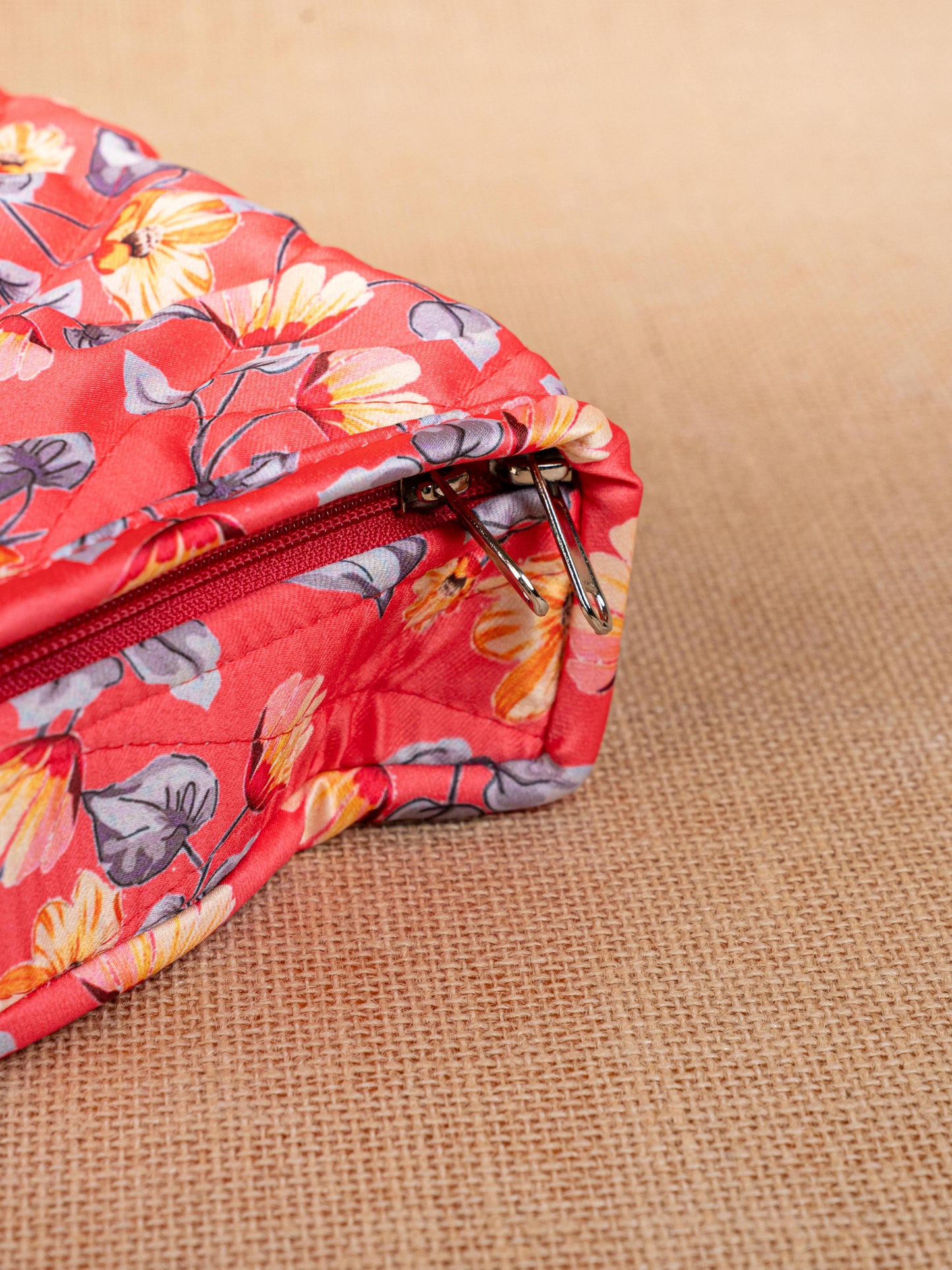 Floral Designed Jewel Pouch - WL3151-1
