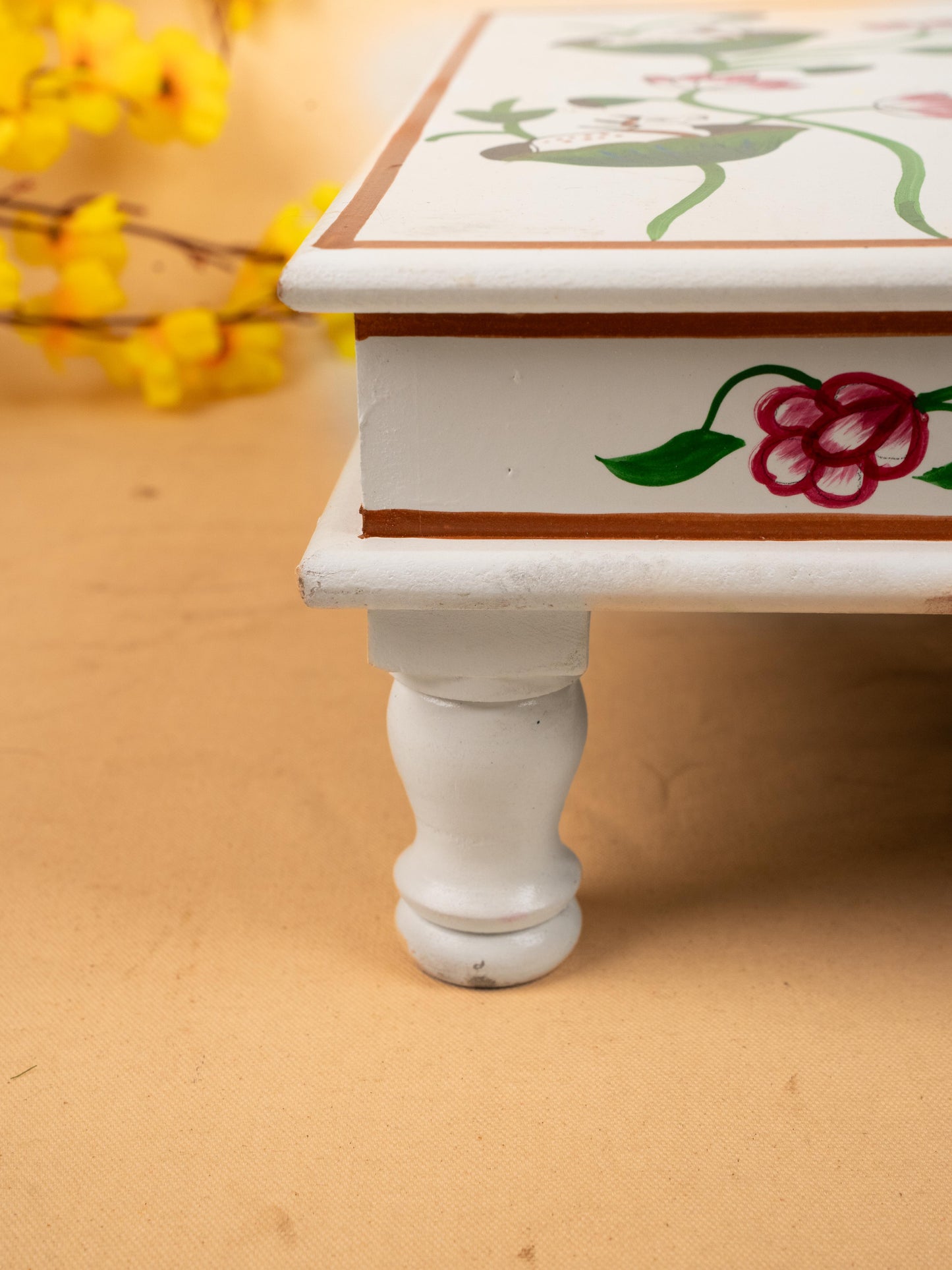 Handpainted Wooden Manai - WL4725