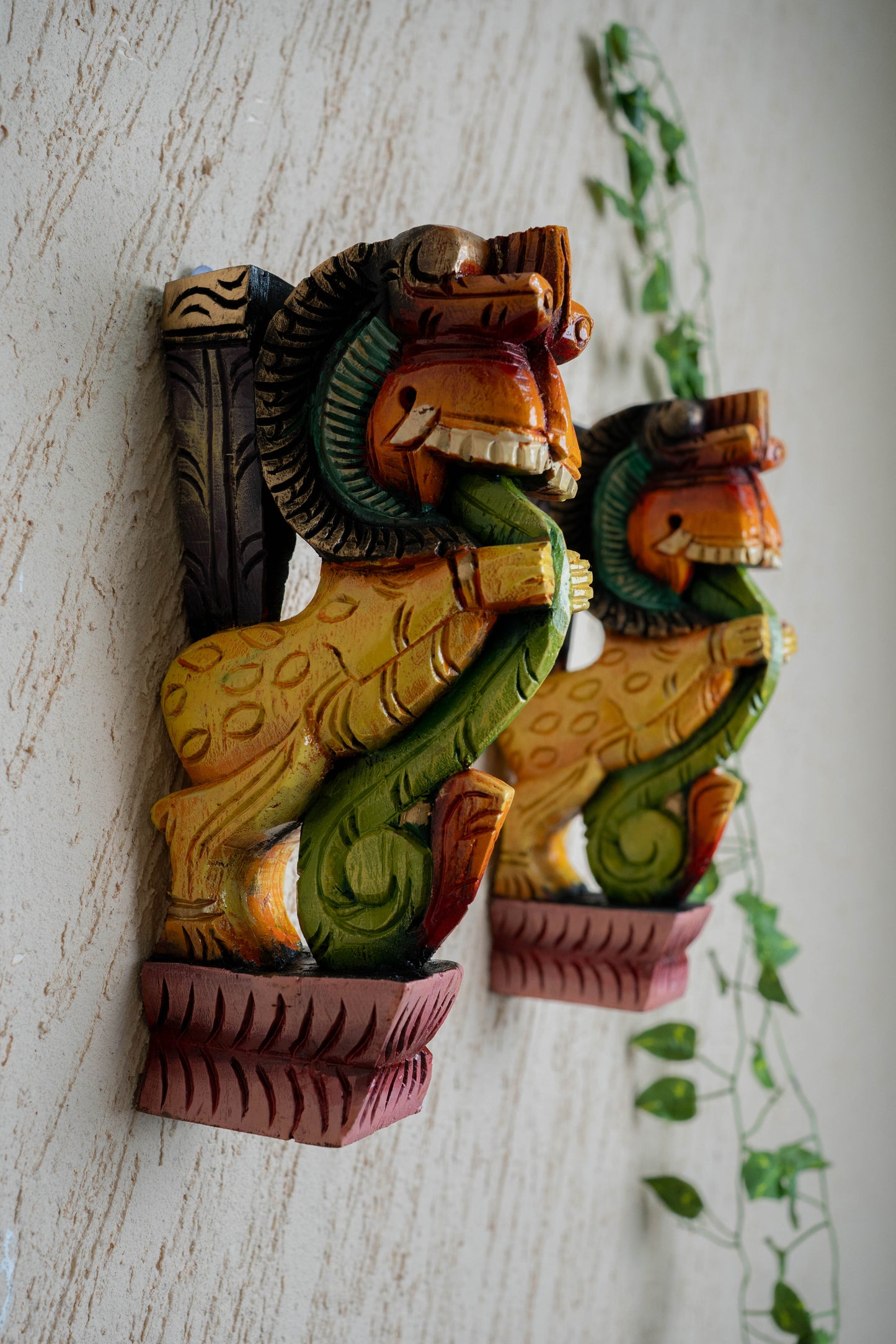 Wooden Carved Yazhi Bracket - 12 inch - Set of 2 - WL4789