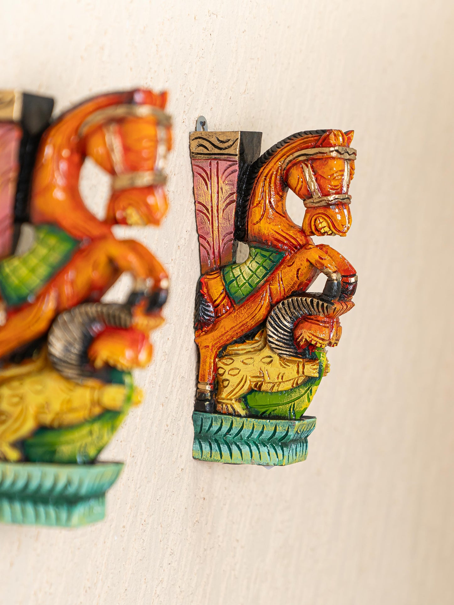 Wooden Carved Horse Bracket - Set of 2 - WL4793