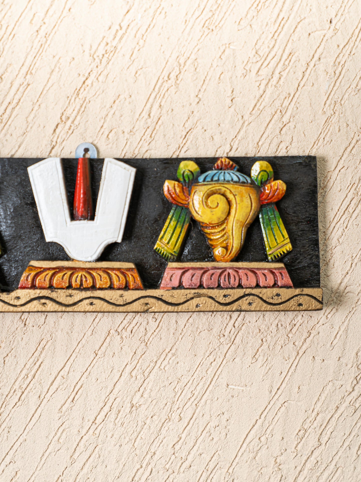 Wooden Carved Shank Chakra Nama Panel - 18 inch - WL4852-2