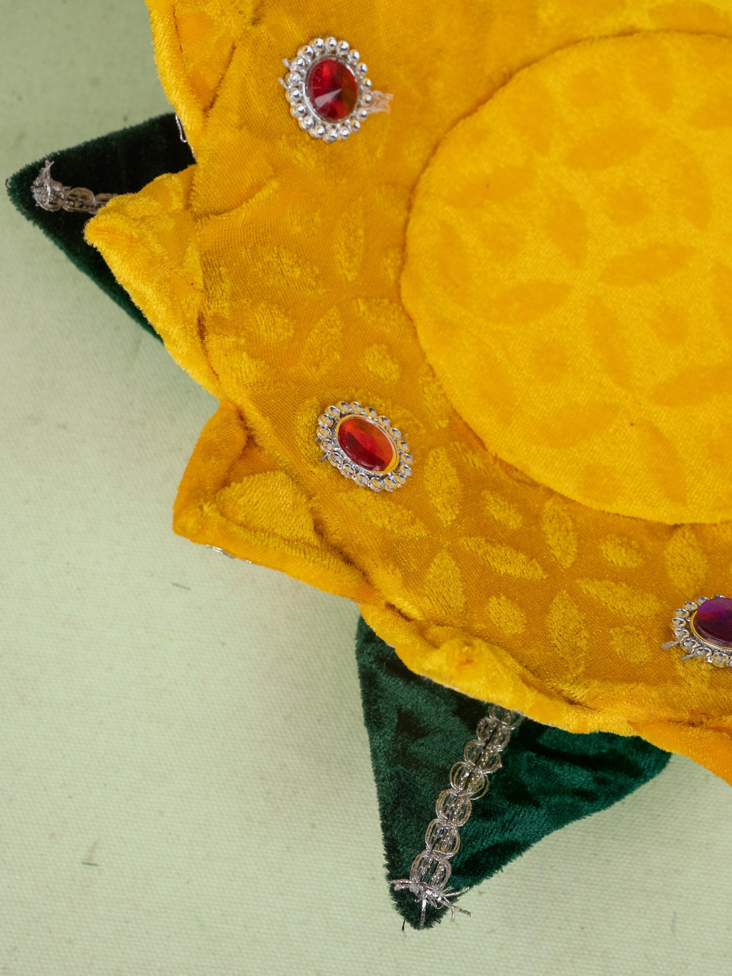 Velvet Lotus - 12 inch - Yellow - WL5094-3