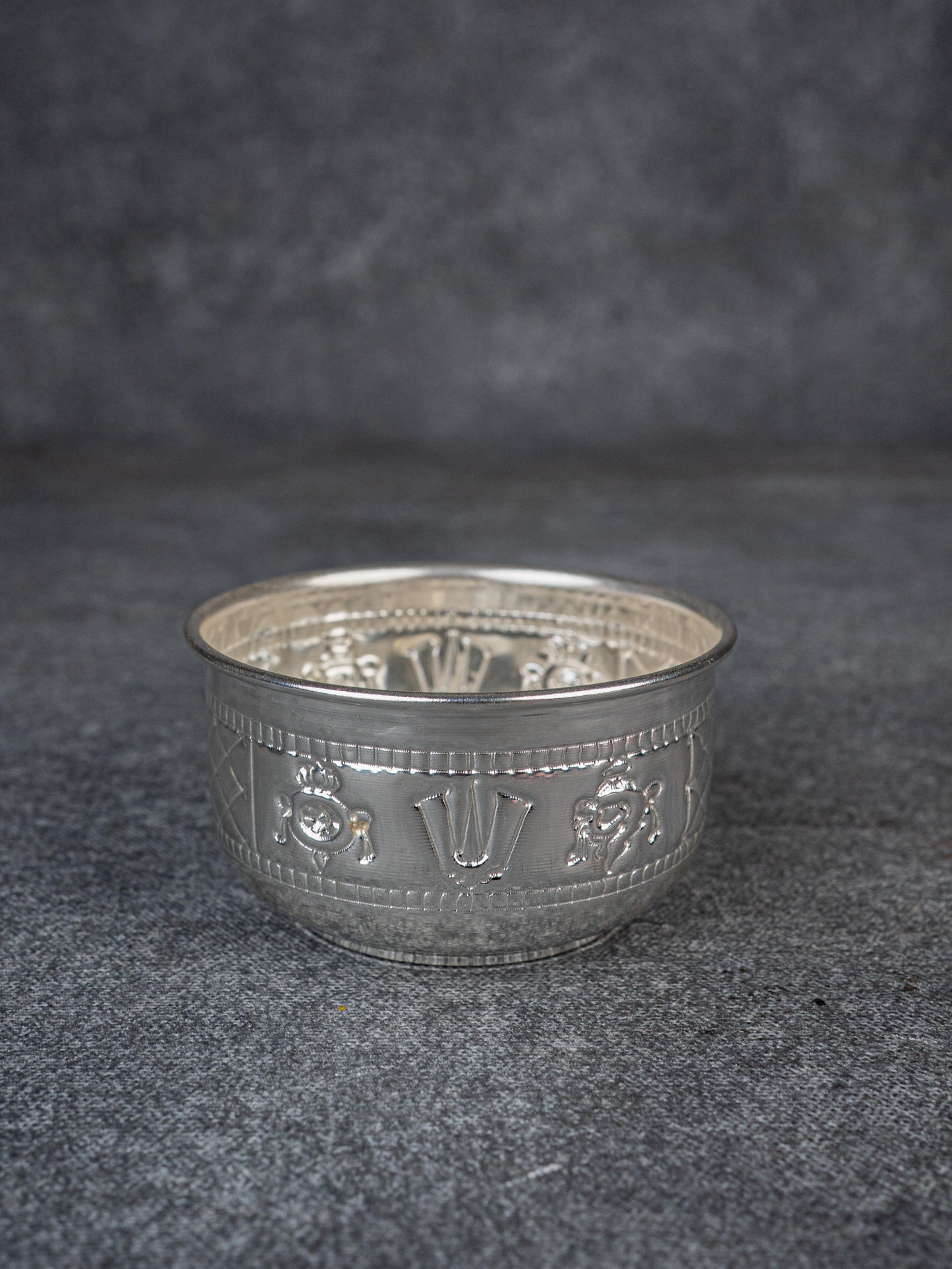German Silver Bowl with Shank Chakra Nama - WL5102