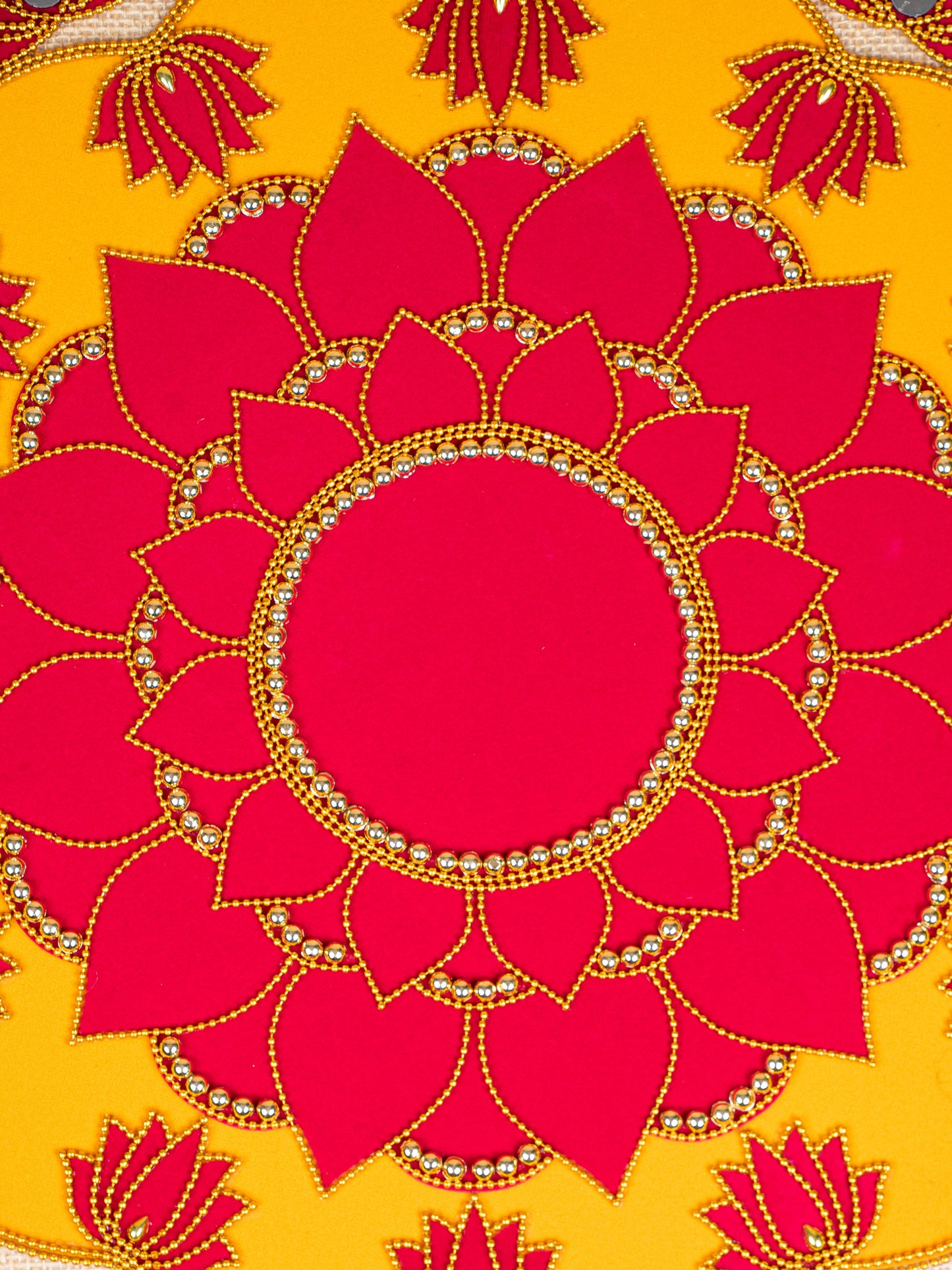 Rangoli with Set of 11 Lotus - WL5133