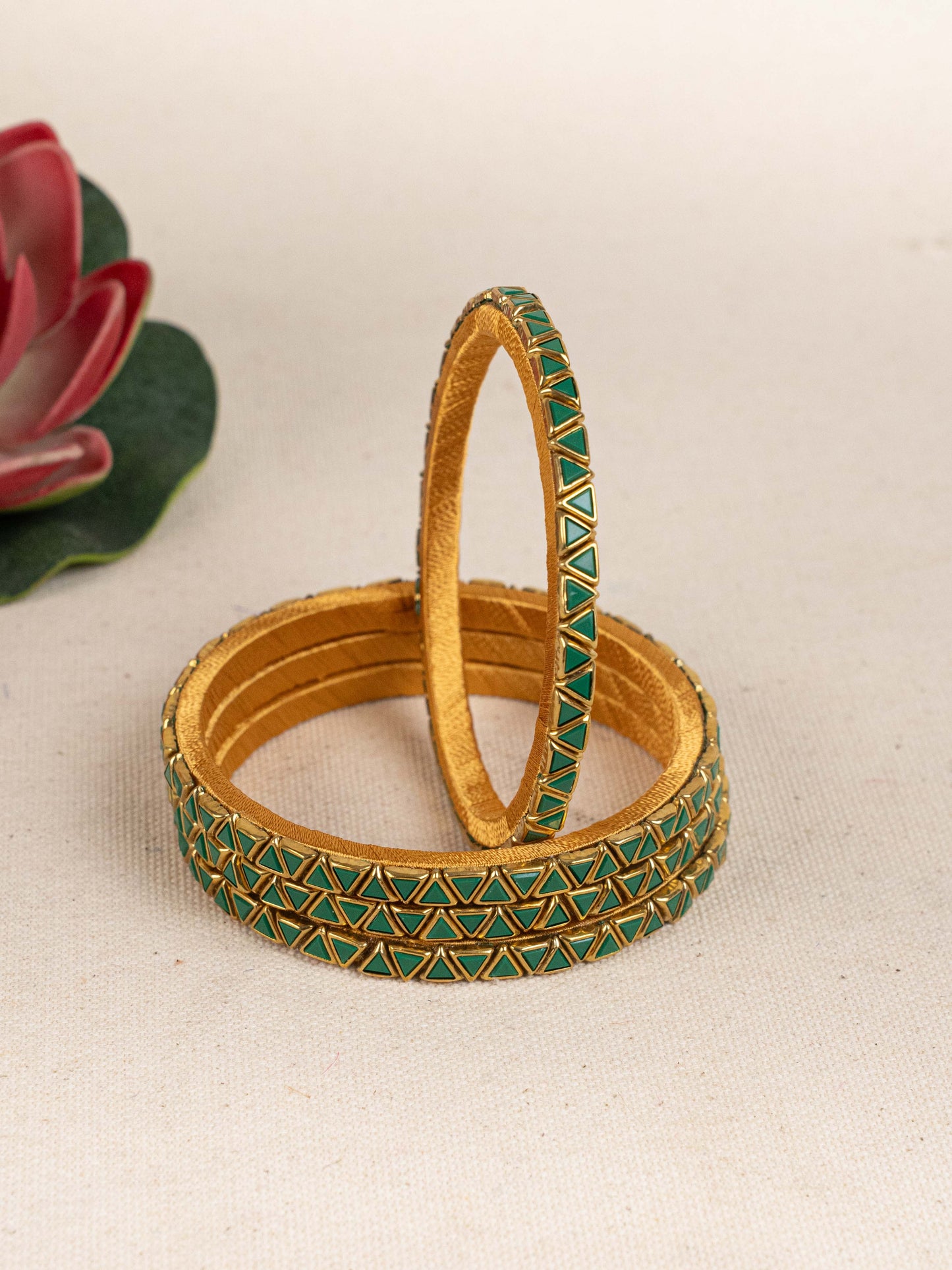 Kundan Bangles - Set of 4 - 2.6 inch - WL5165-1